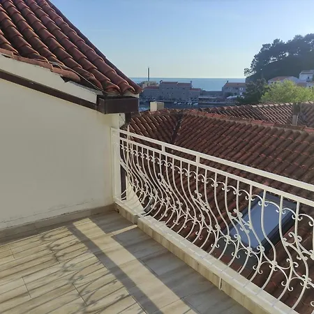 Apartmani More Petrovac Exterior photo