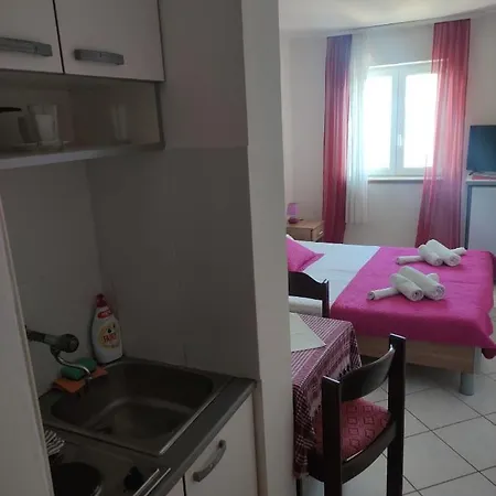 Apartmani More Petrovac Exterior photo